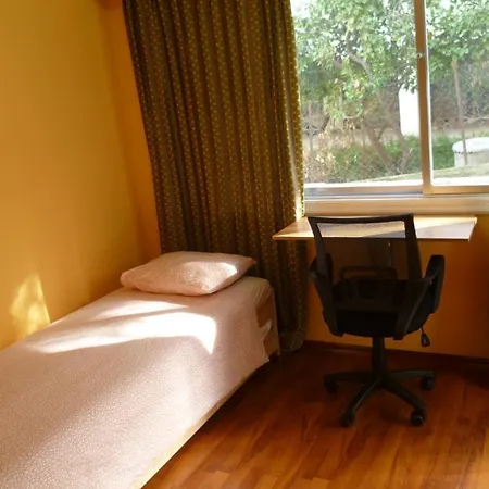Homestay Private In A Shared Flat *