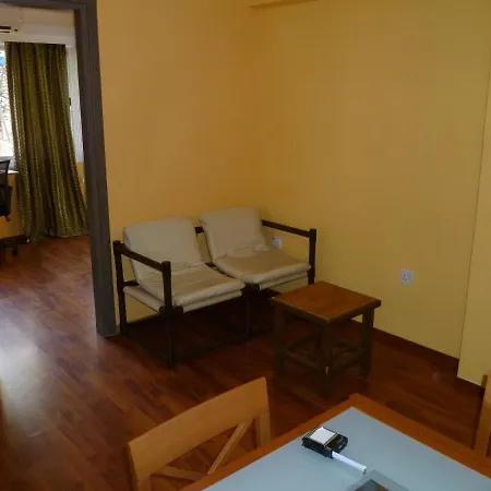 Homestay Private In A Shared Flat *