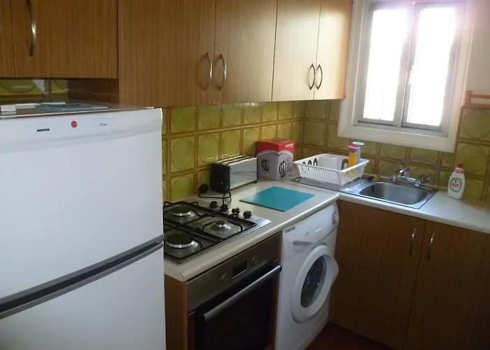 Private In A Shared Flat * 니코시아