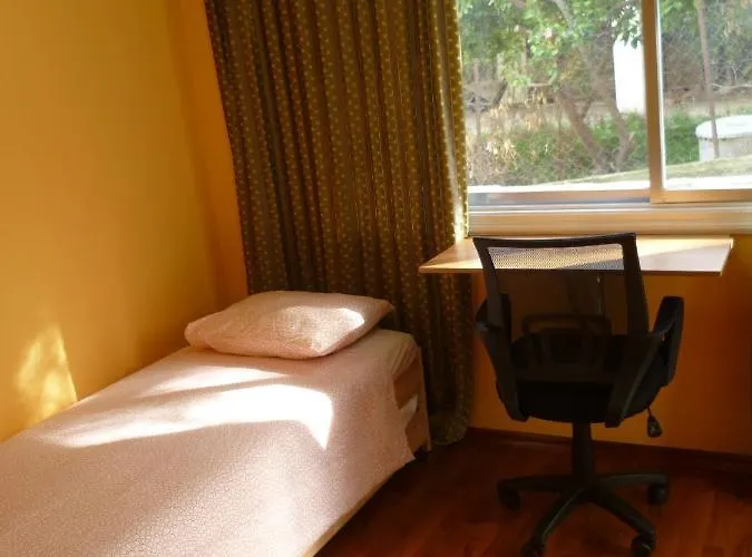 Alloggio in famiglia Private In A Shared Flat *